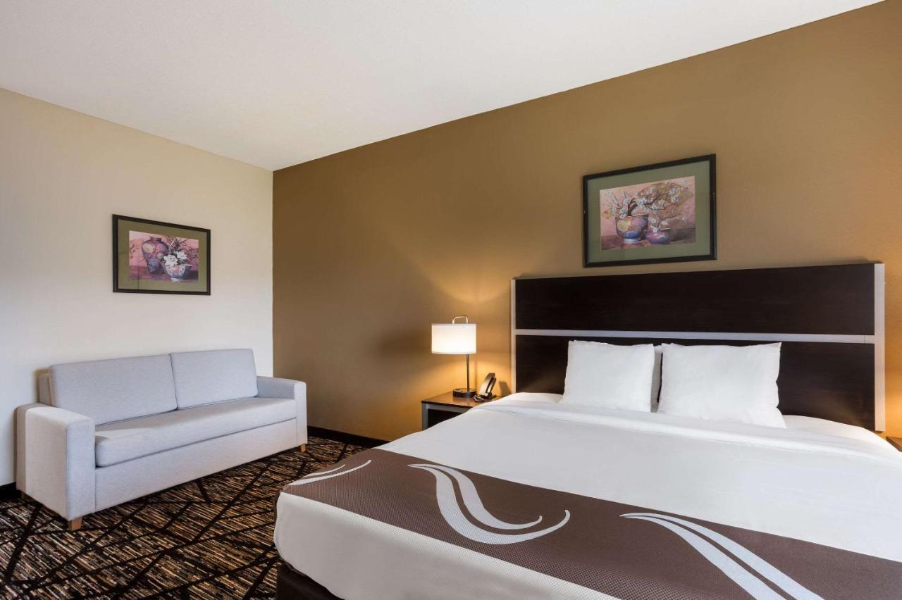 Quality Inn & Suites Pearl-Jackson Exterior foto
