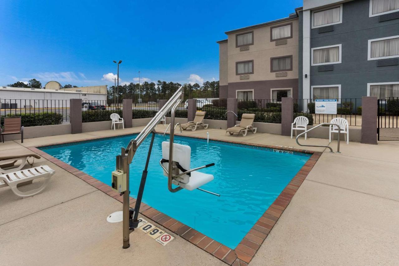 Quality Inn & Suites Pearl-Jackson Exterior foto